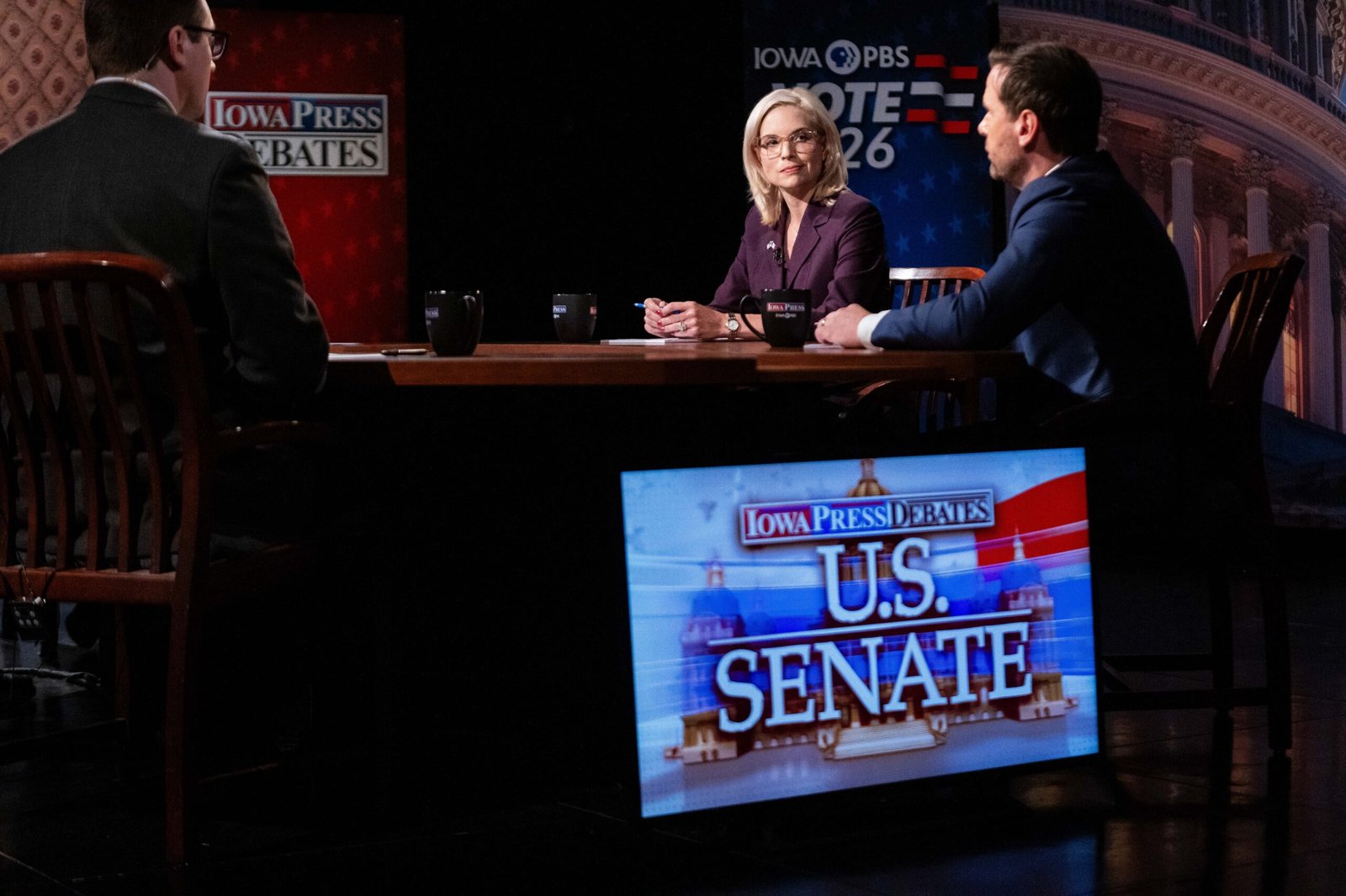 Turek contra Hinson, una de las batallas más reñidas de las ‘midterms’ se libra en Iowa, donde los candidatos marcan distancia con Trump