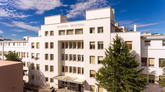 Un hombre de 70 años cayó desde dos metros de altura en el barrio Pietrobelli