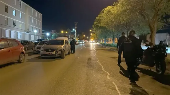 Una motociclista resultó herida tras un choque en la avenida Kennedy