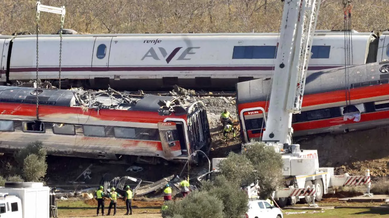 aún hay 70 desaparecidos en el fatal accidente ferroviario