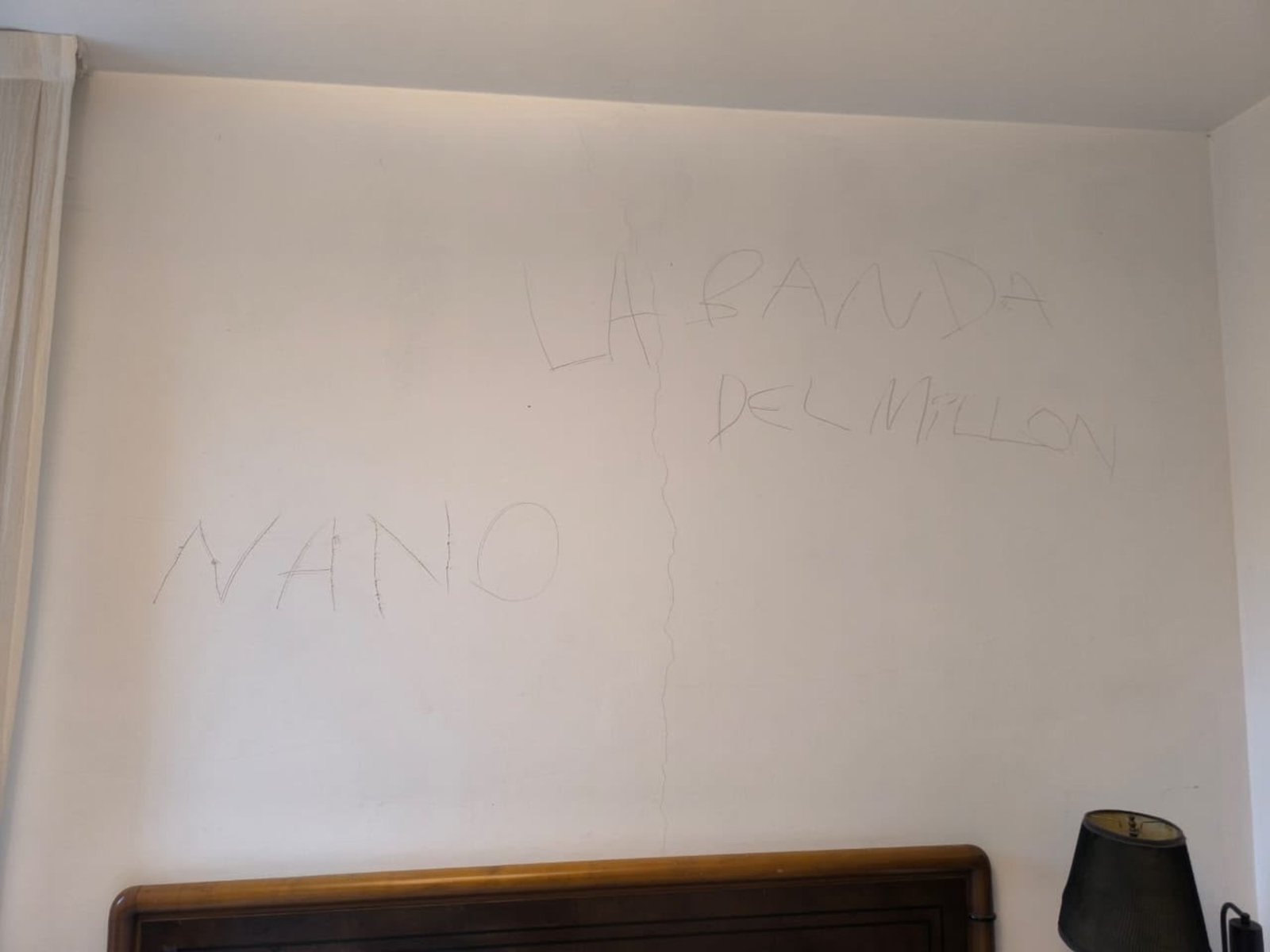 el mensaje en la pared tras el asalto y secuestro a un hermano de la ex jueza Julieta Makintach