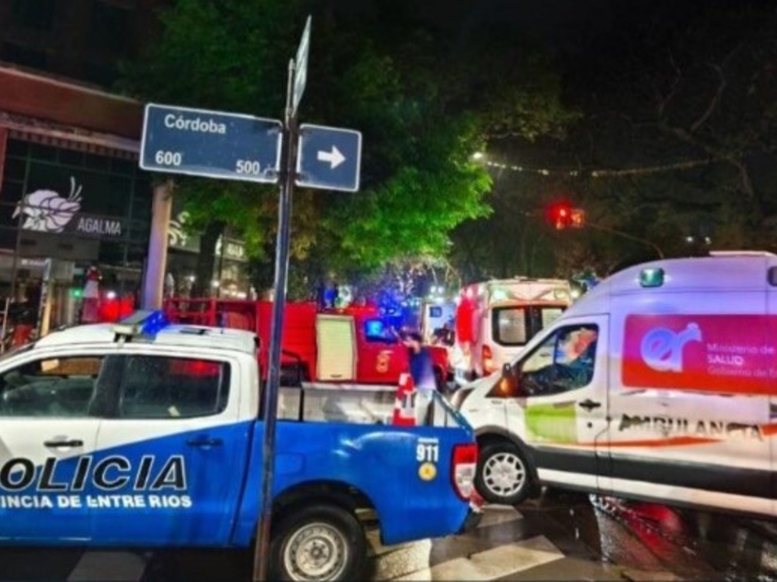 hay al menos 15 heridos