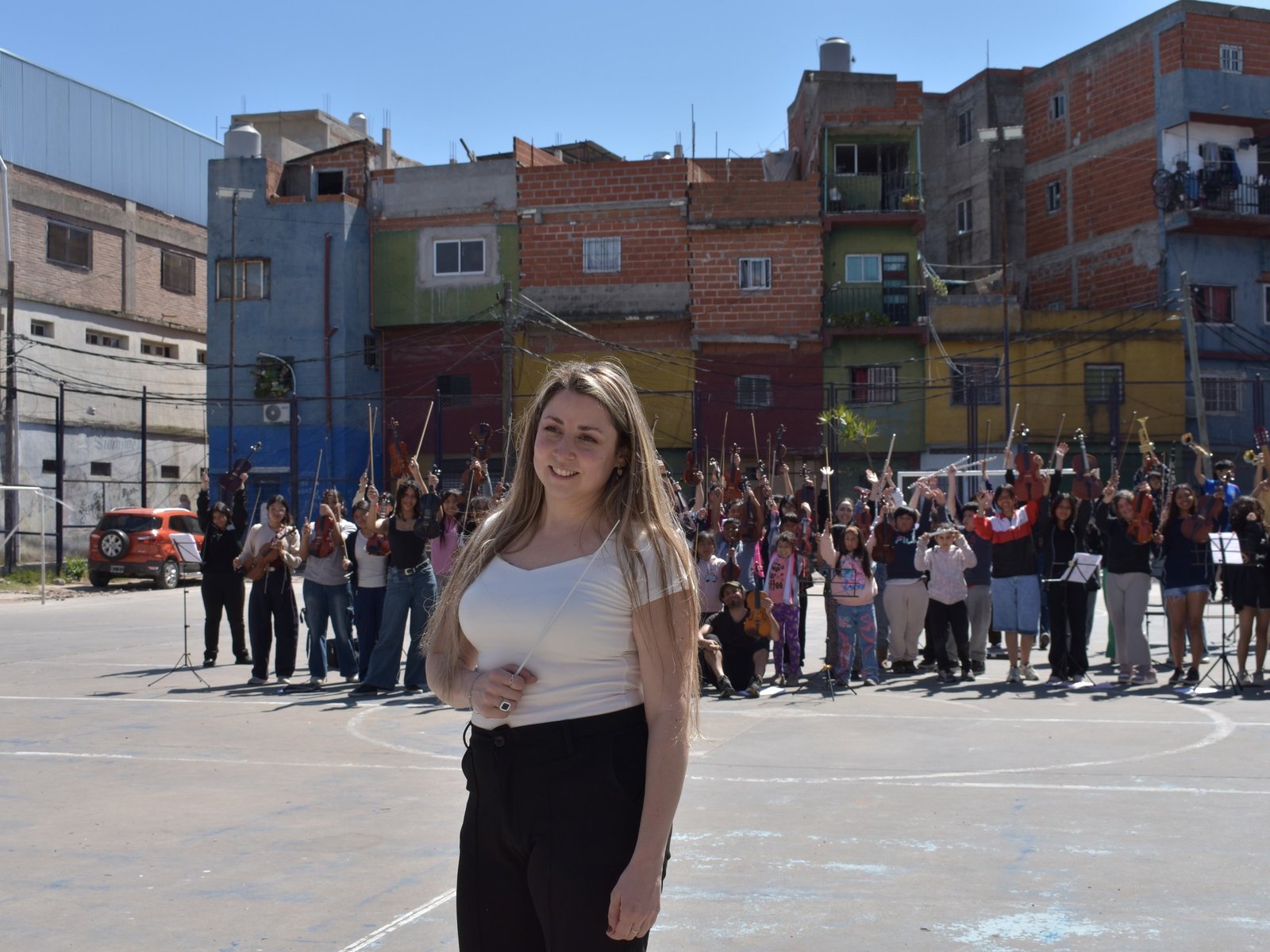 los chicos de la Orquesta Ópera Villera que tocaron frente al papa León XIV