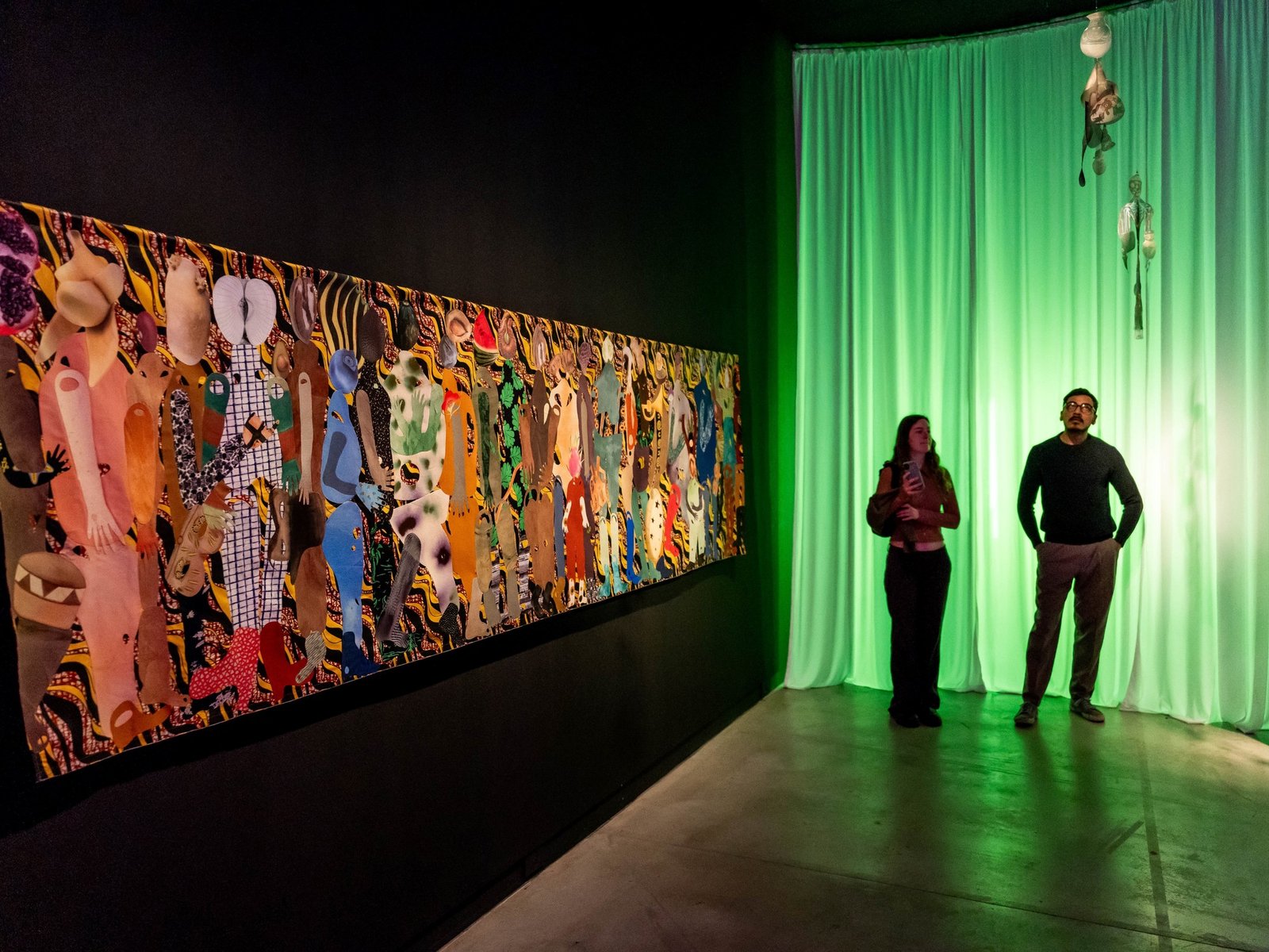 ocho artistas exploran en el Museo Moderno nuevas formas de habitar